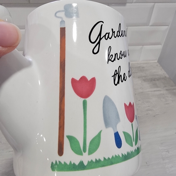 Vintage Watering Can Shaped Coffee Mug White Ceramic Tulips Gardening Cup - Picture 8 of 17